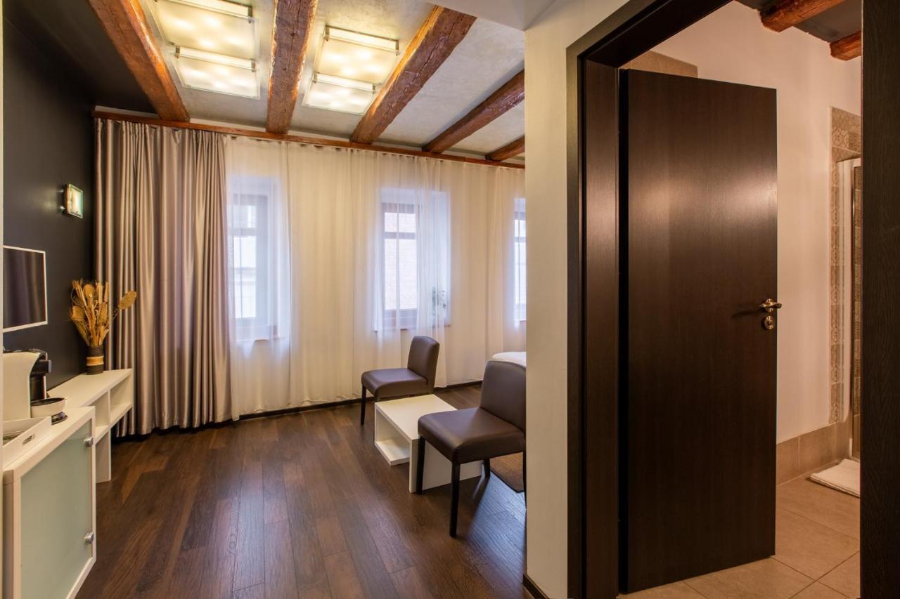 Vendi Grand Square Residence سيبيو المظهر الخارجي الصورة